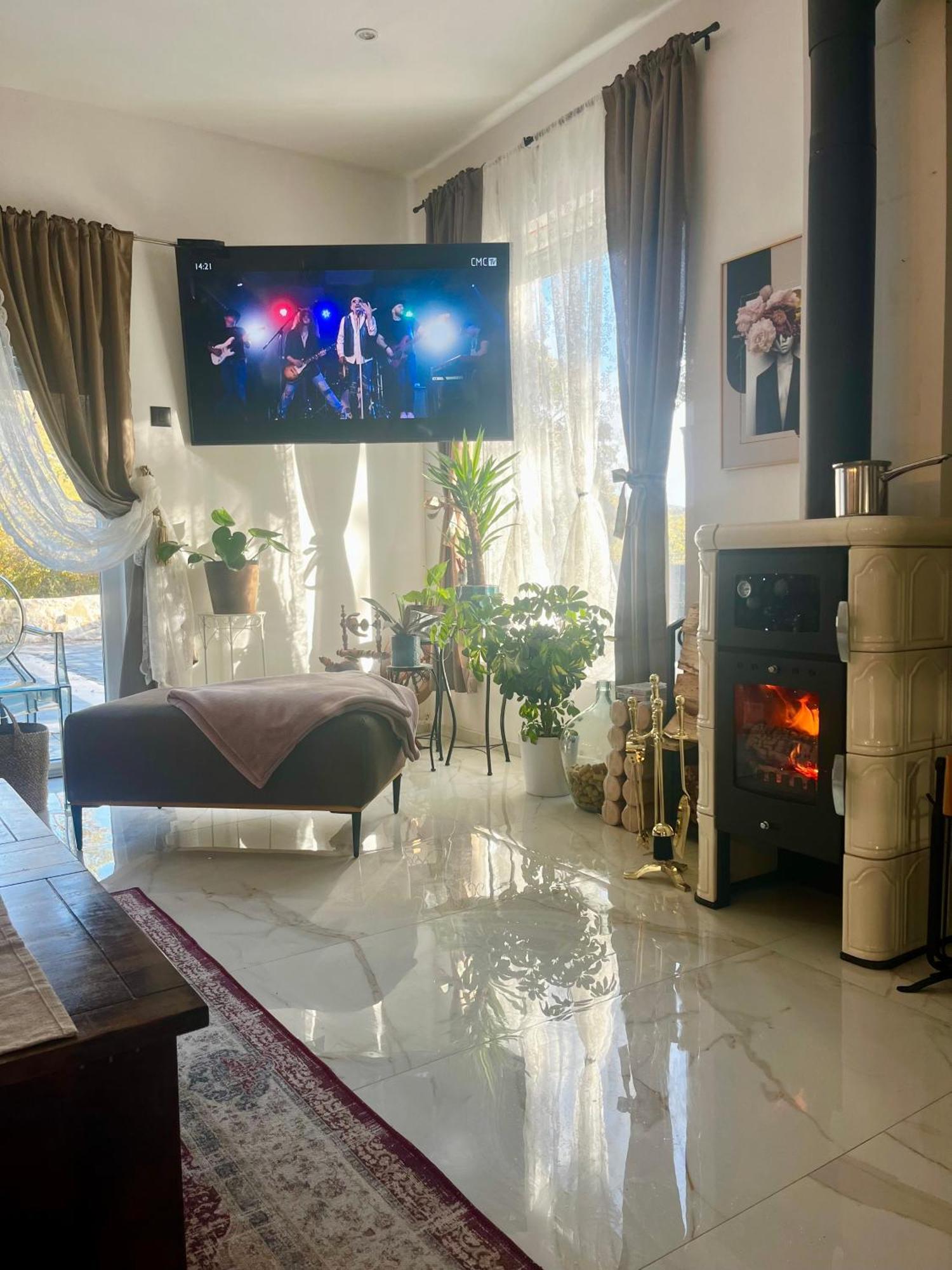 Luxury Villa Andrea Vrzika In Forest Near The Sea Zagvozd Экстерьер фото