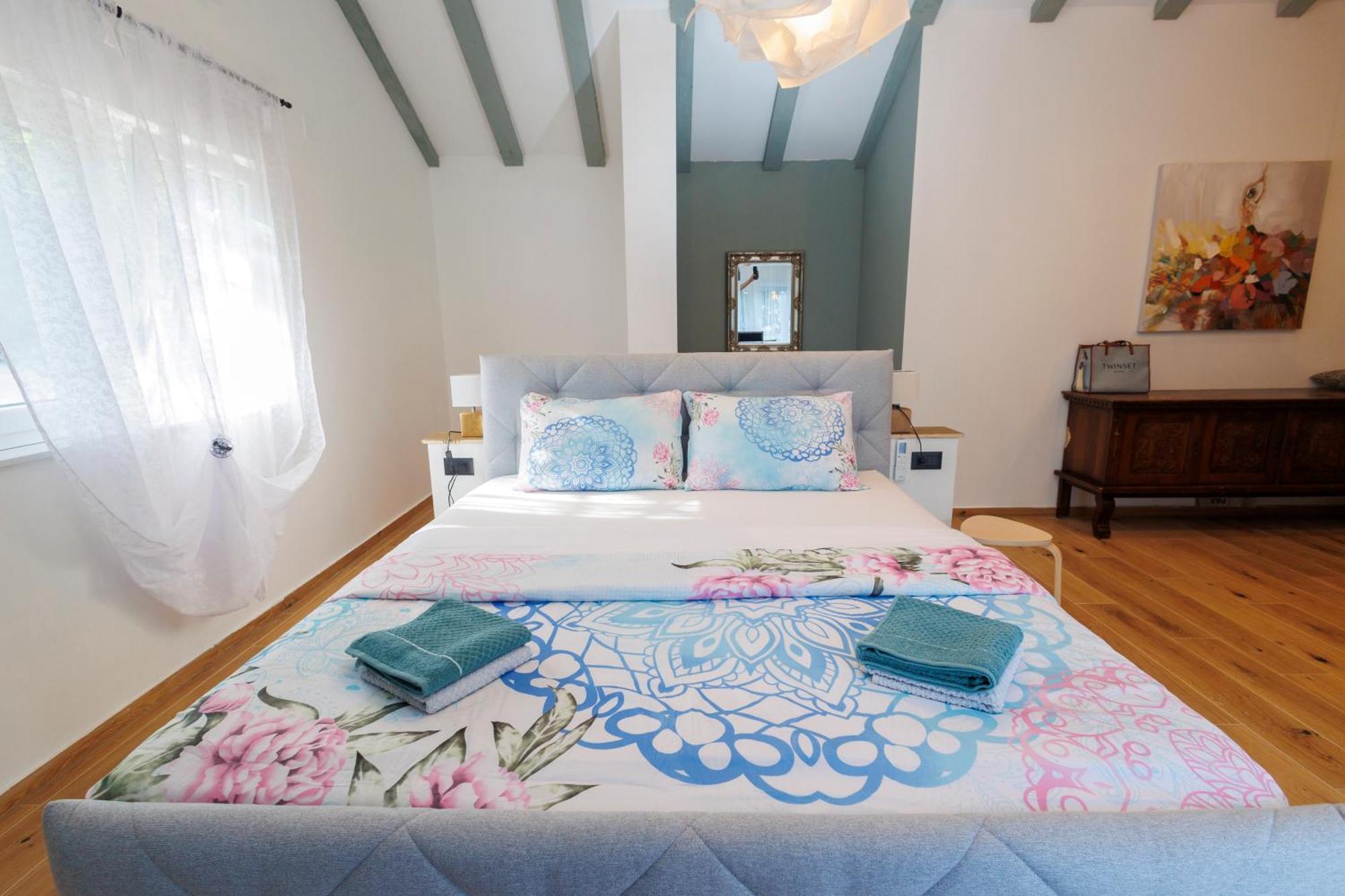 Luxury Villa Andrea Vrzika In Forest Near The Sea Zagvozd Экстерьер фото